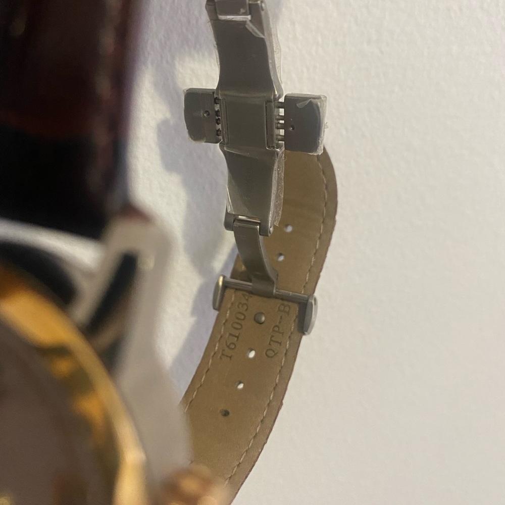 Watch - Picture 14 of 16